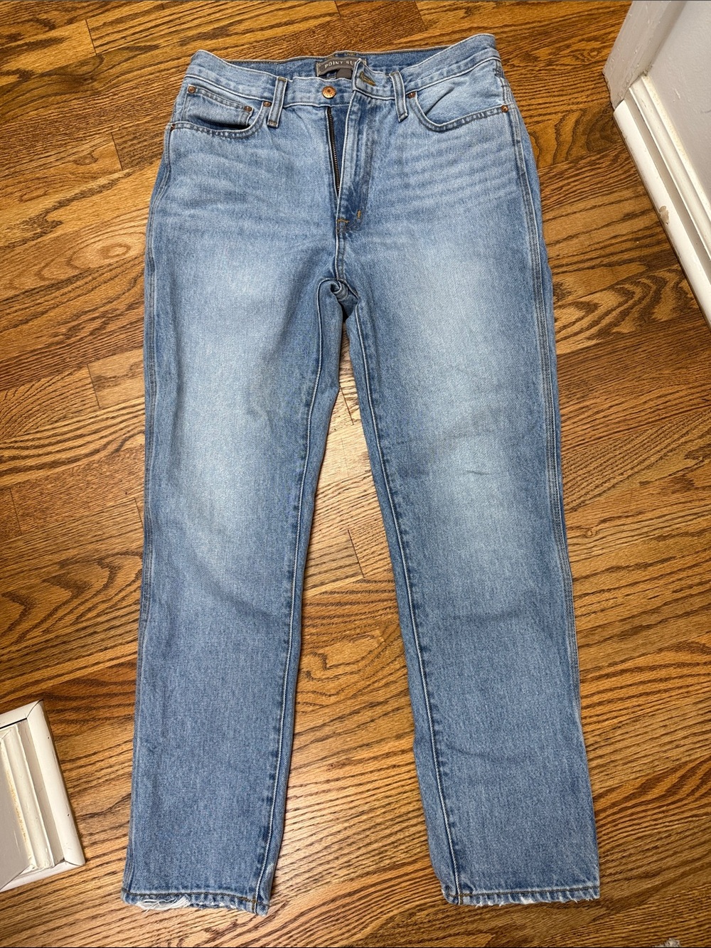 Straight Light Blue Jeans - Classic Everyday Style